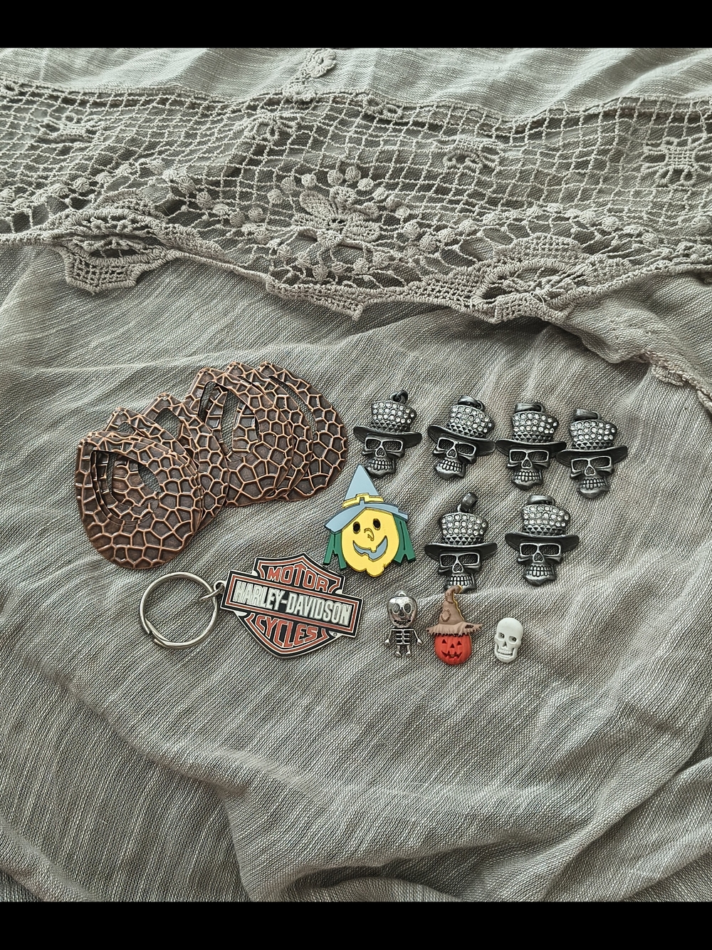 Mixed Metal Charms & Harley-Davidson Keychain Lot - Bronze, Silver, Black